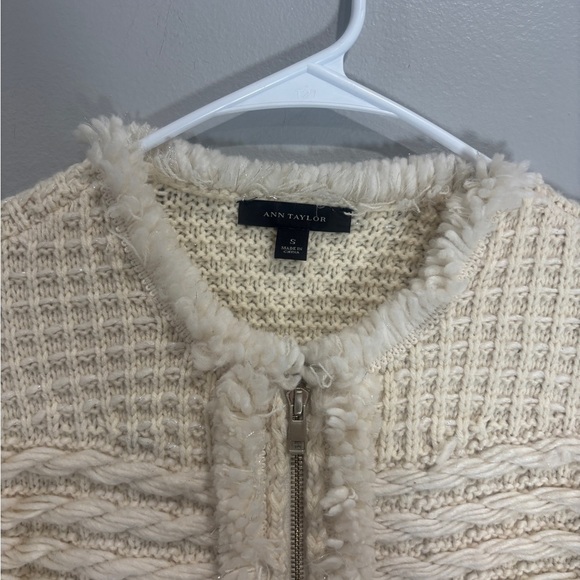 Ann Taylor sweater jacket zip cardigan Multi knit styling cream color size S - Picture 3 of 10